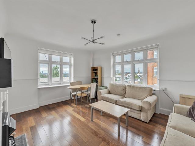 Apartment for rent in St. John's Wood, Isle Of Man