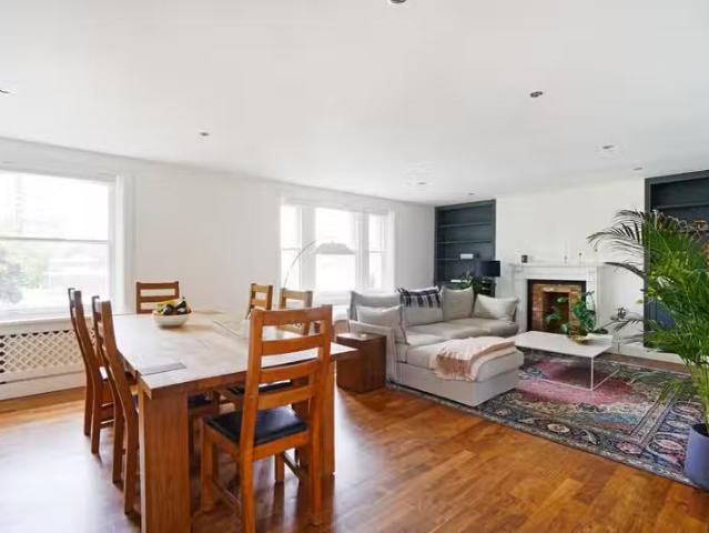 Apartment for rent in Belsize Park, London
