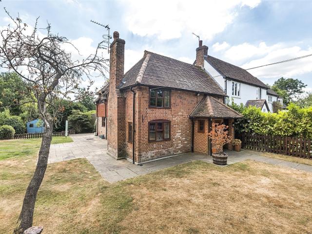 House for rent in Westborough, Surrey