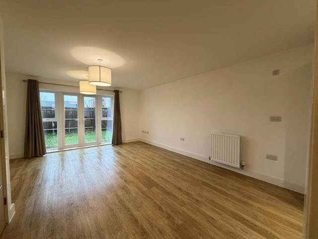 House for rent in Kilnwood Vale, Horsham