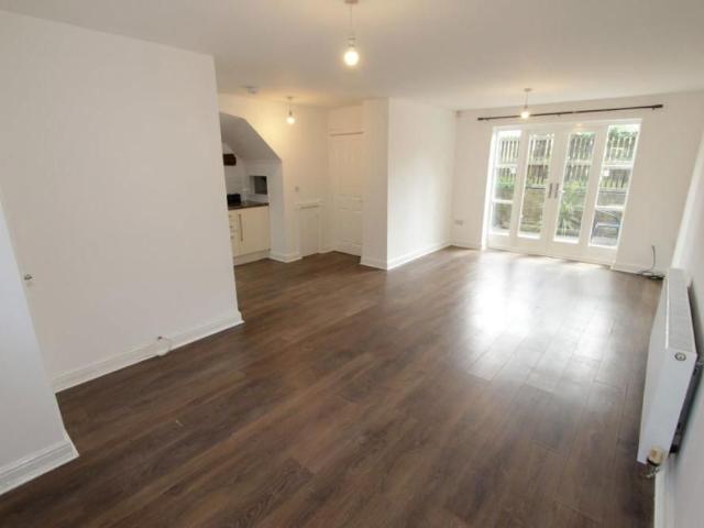 House for rent in Chadsmoor, Staffordshire