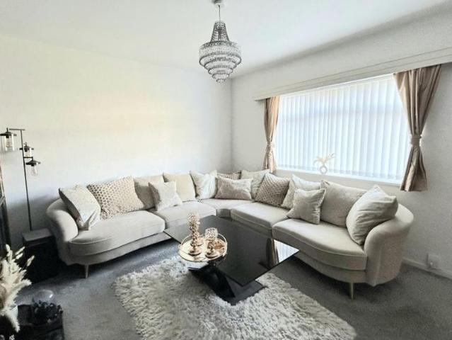 House for rent in Aldersley, Wolverhampton