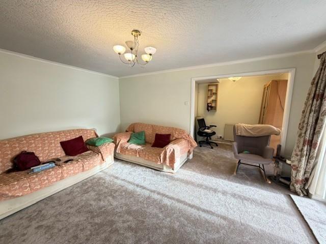 House for rent in Holywell Estate, Watford