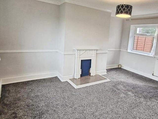 House for rent in Coedffranc, Wales