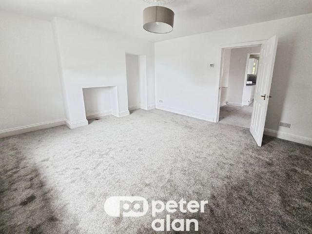 House for rent in Nangreaves, Wales