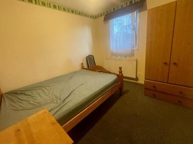 House for rent in Blackthorn, Northampton