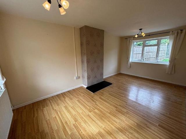 House for rent in Radford Semele, Warwick