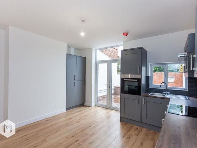 House for rent in Rhodes, Burnedge