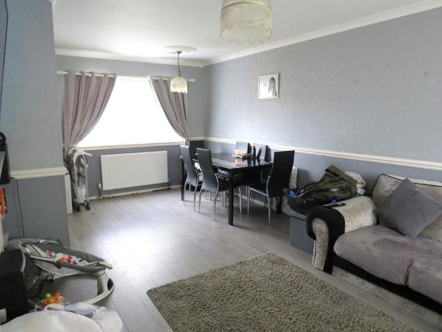 House for rent in Heath Hayes and Wimblebury, Chadsmoor