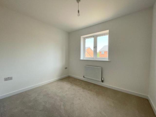 House for rent in Milverton, Green Close