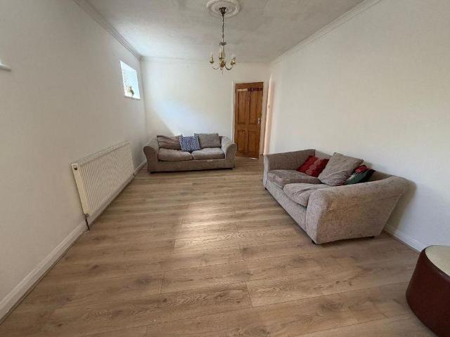 House for rent in Eastcote, Greater London