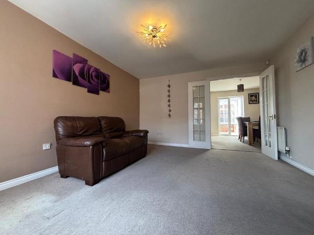 House for rent in Hall End, West Bromwich