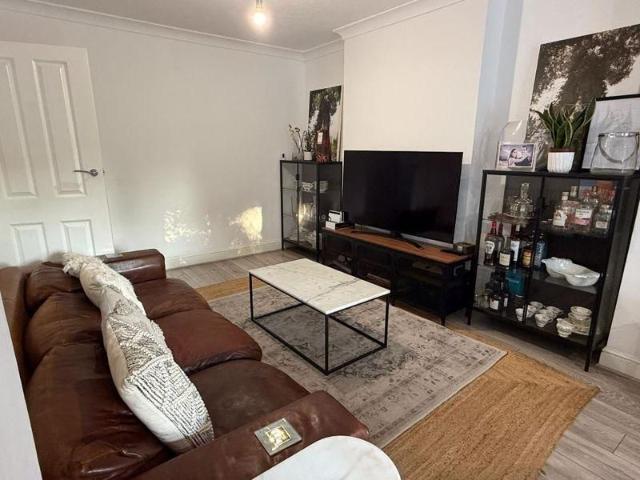 House for rent in The Hale, Greater London