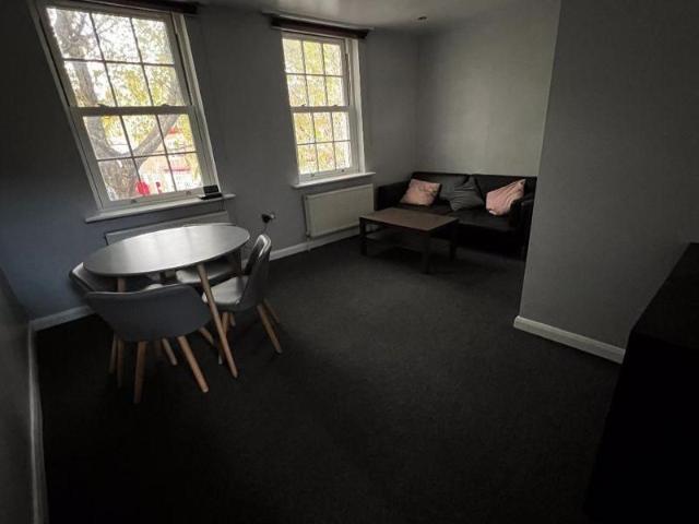 House for rent in Kennington, Greater London