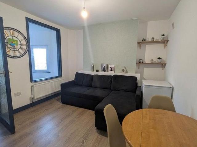 House for rent in Town, Merthyr