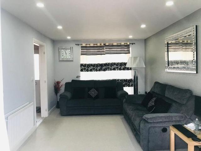 House for rent in Falcon Lodge, Wales