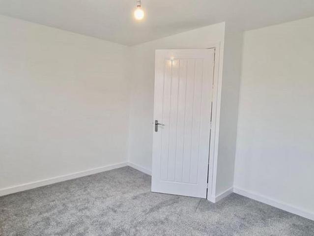 House for rent in Maes y Parc, Cross Hands