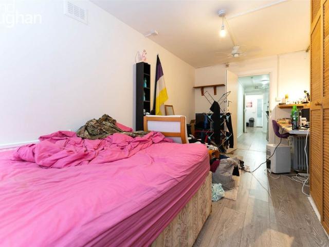 Room for rent in Aldrington