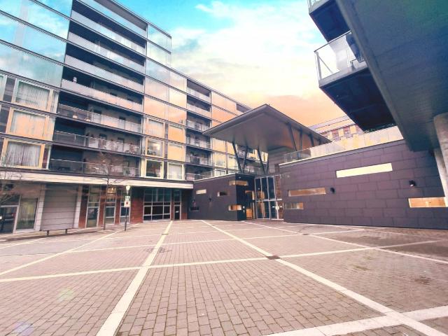 Apartment for rent in Hayes, Greater London