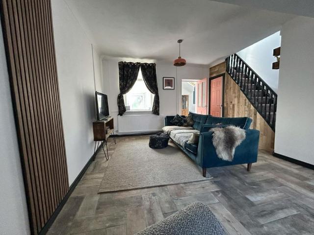 House for rent in Ynysybwl and Coed-y-cwm, Ynysybwl