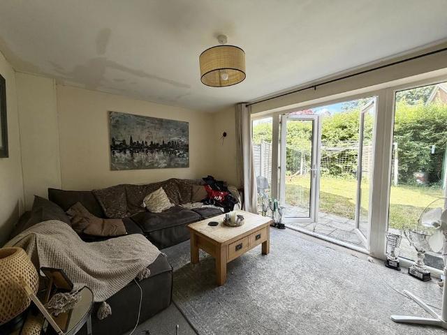 House for rent in Wickhurst Green, Horsham