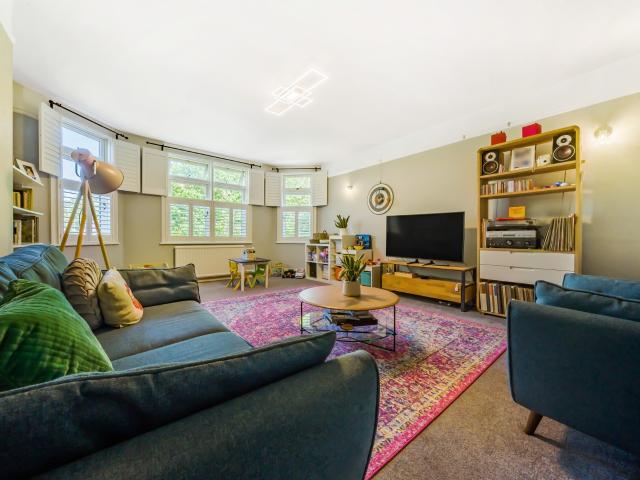 Apartment for rent in Binscombe, Fole
