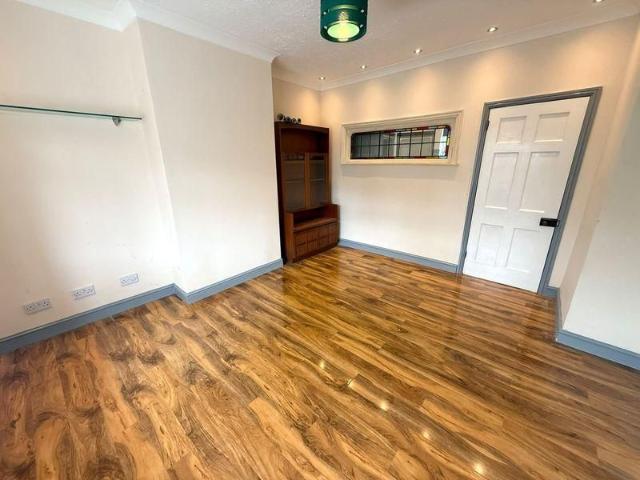 House for rent in Whitby, Rossmore