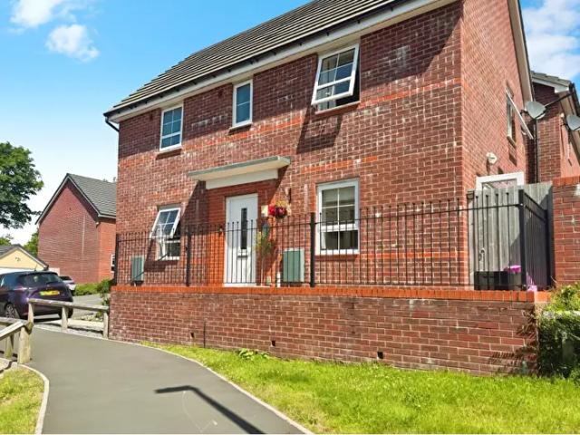 Apartment for rent in Upper Loughor, Loughor