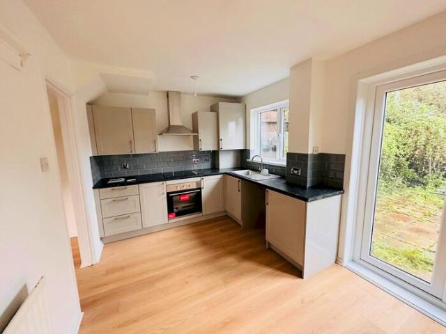 Apartment for rent in Graigfelen, Clydach