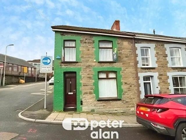 Apartment for rent in Glynfach, Cymmer