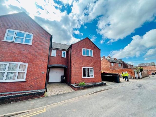 Apartment for rent in Milverton, Green Close