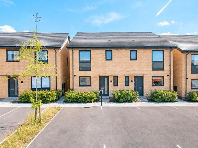 Apartment for rent in Whitehouse, Old Wolverton