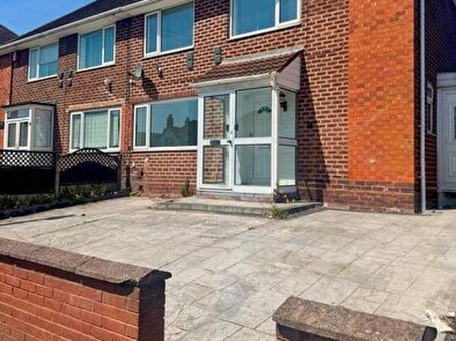 Apartment for rent in Kitts Green, West Midlands