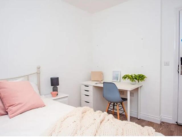 Apartment for rent in The Meadows, Haddon
