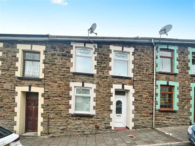 Apartment for rent in Maerdy, Wales