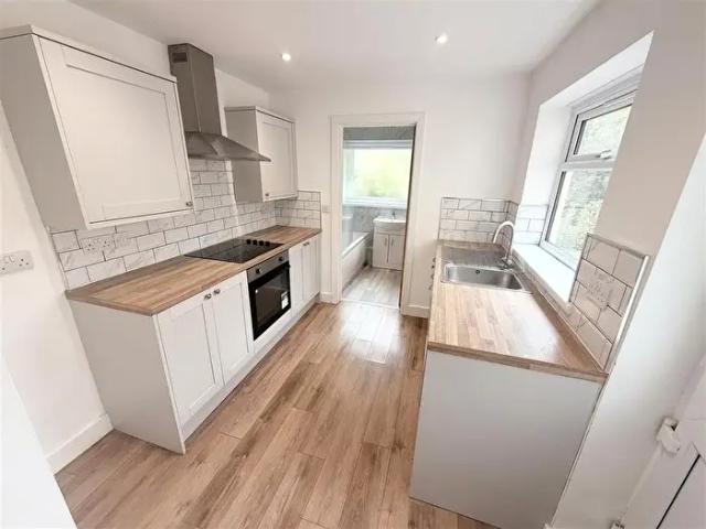 Apartment for rent in Porth