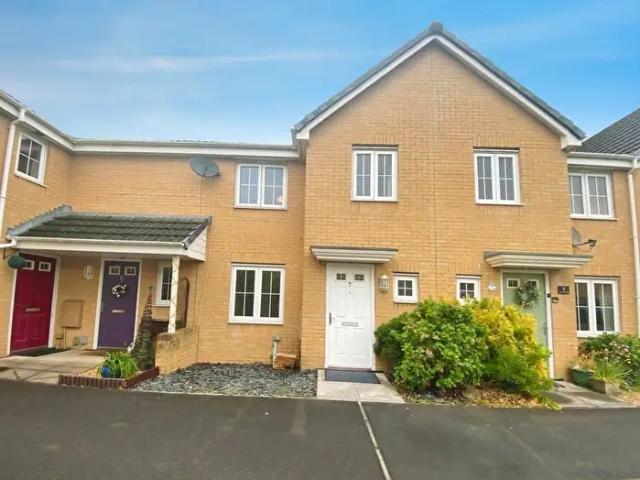 Apartment for rent in St. Bride's Minor, Brynmenyn
