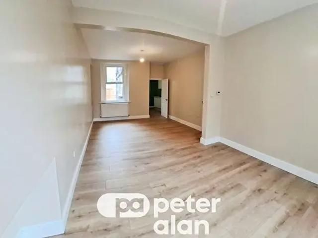 Apartment for rent in Briton Ferry