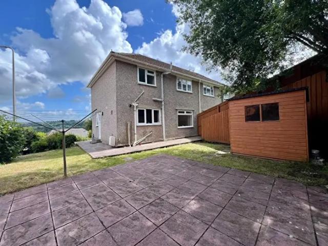 Apartment for rent in Carmarthen