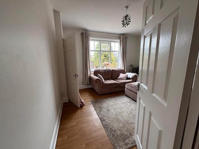 Apartment for rent in Glenfields, Pinfold