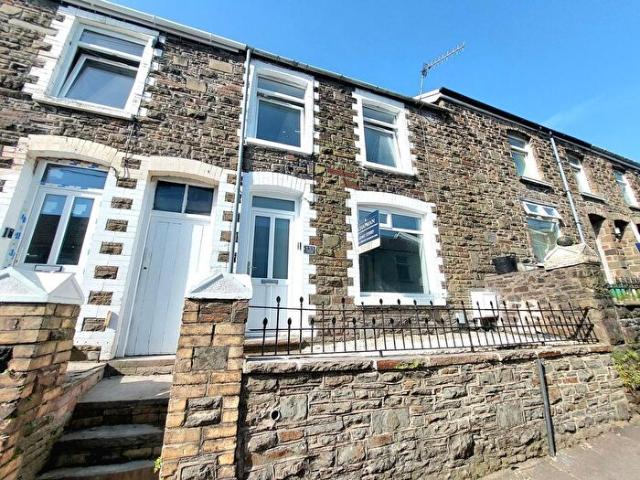 Apartment for rent in Pontypridd, Wales