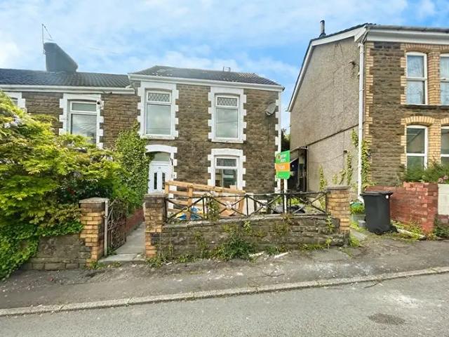 Apartment for rent in Coedffranc, Skewen