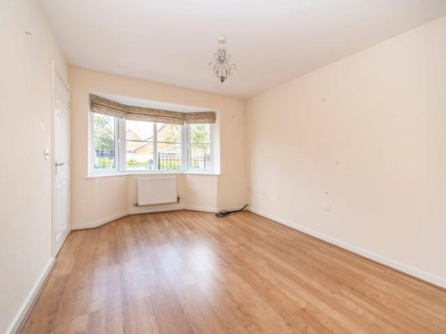 House for rent in Woodlands Park, Bedford