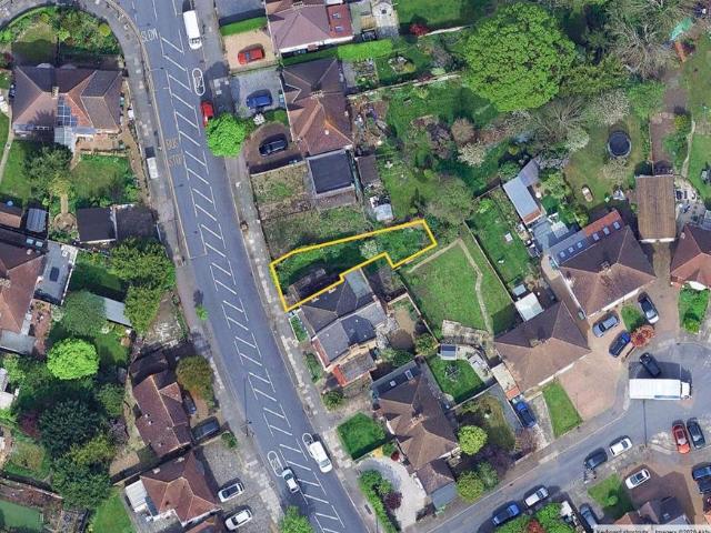 Land for sale in Longlands, Greater London