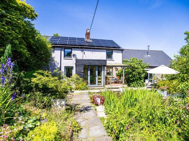 Land for sale in Ynysybwl and Coed-y-cwm, Ynysboeth