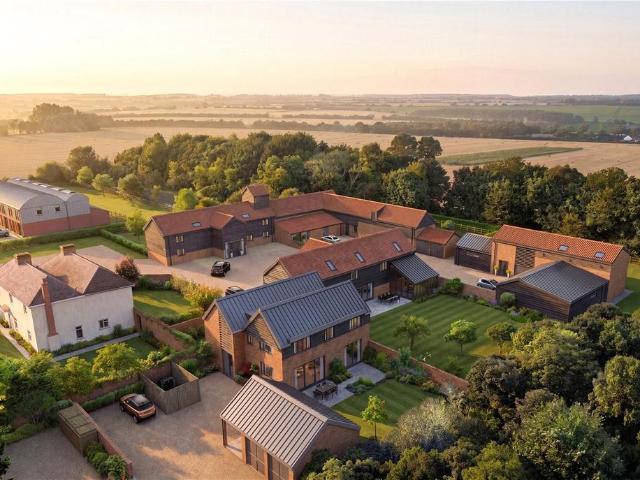 Land for sale in Chelmondiston, Suffolk