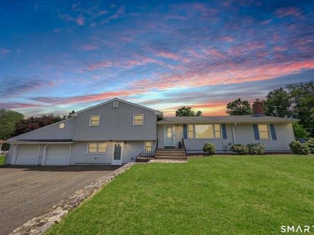 House for sale in Prospect, Connecticut