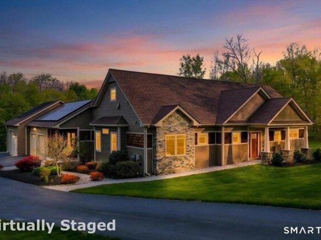 House for sale in Putnam, Connecticut