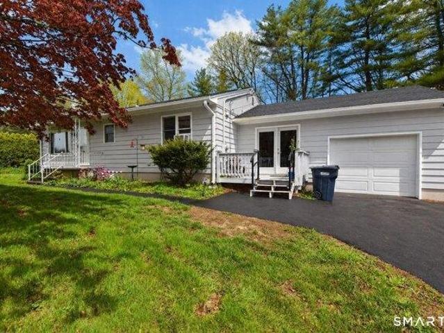 House for sale in Putnam, Connecticut