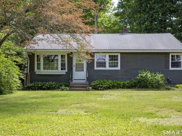House for sale in Putnam, Connecticut